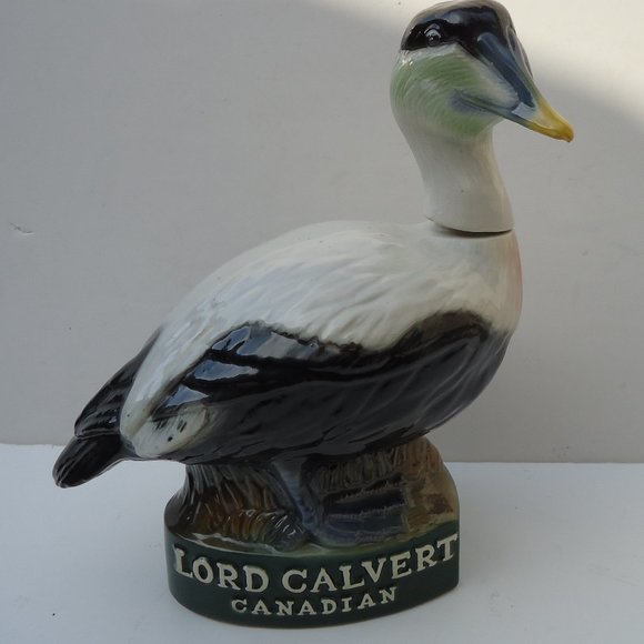 Lord Calvert Canadian Eider Duck Whisky Decanter. - Picture 16 of 16